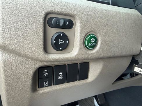 Used 2022 Honda Pilot Special Edition image 12
