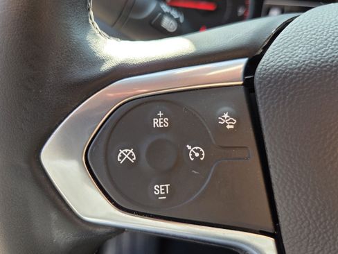 Certified 2023 Chevrolet Traverse LT FWD image 33
