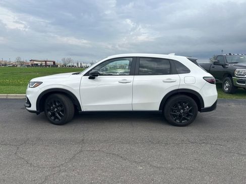 Used 2025 Honda HR-V Sport image 7