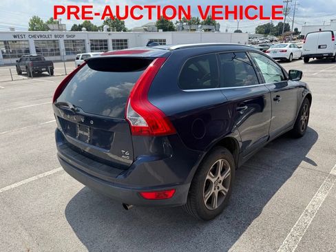 Used 2013 Volvo XC60 T6 AWD/4WD image 3
