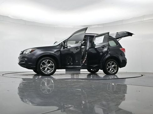 Used 2018 Subaru Forester 2.5i Touring w/ Popular Package #3B AWD/4WD image 54