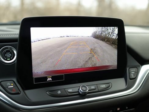 Used 2024 Chevrolet Blazer LT image 15