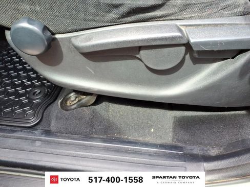 Used 2010 Toyota Tundra 4x4 Double Cab image 23
