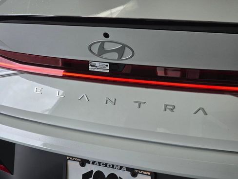 New 2026 Hyundai Elantra SEL Sport Premium FWD image 13