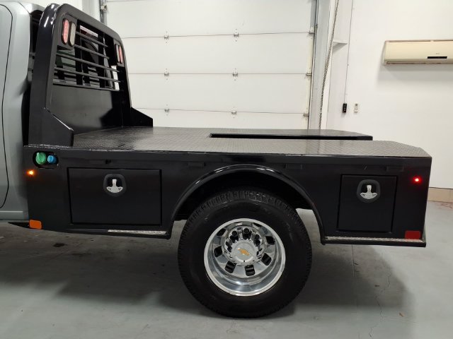 Used 2026 Chevrolet Silverado 3500 LT w/ Convenience Package AWD/4WD image 9