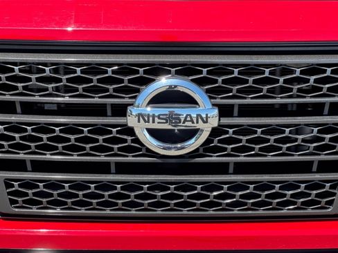 Used 2022 Nissan Titan SV image 44