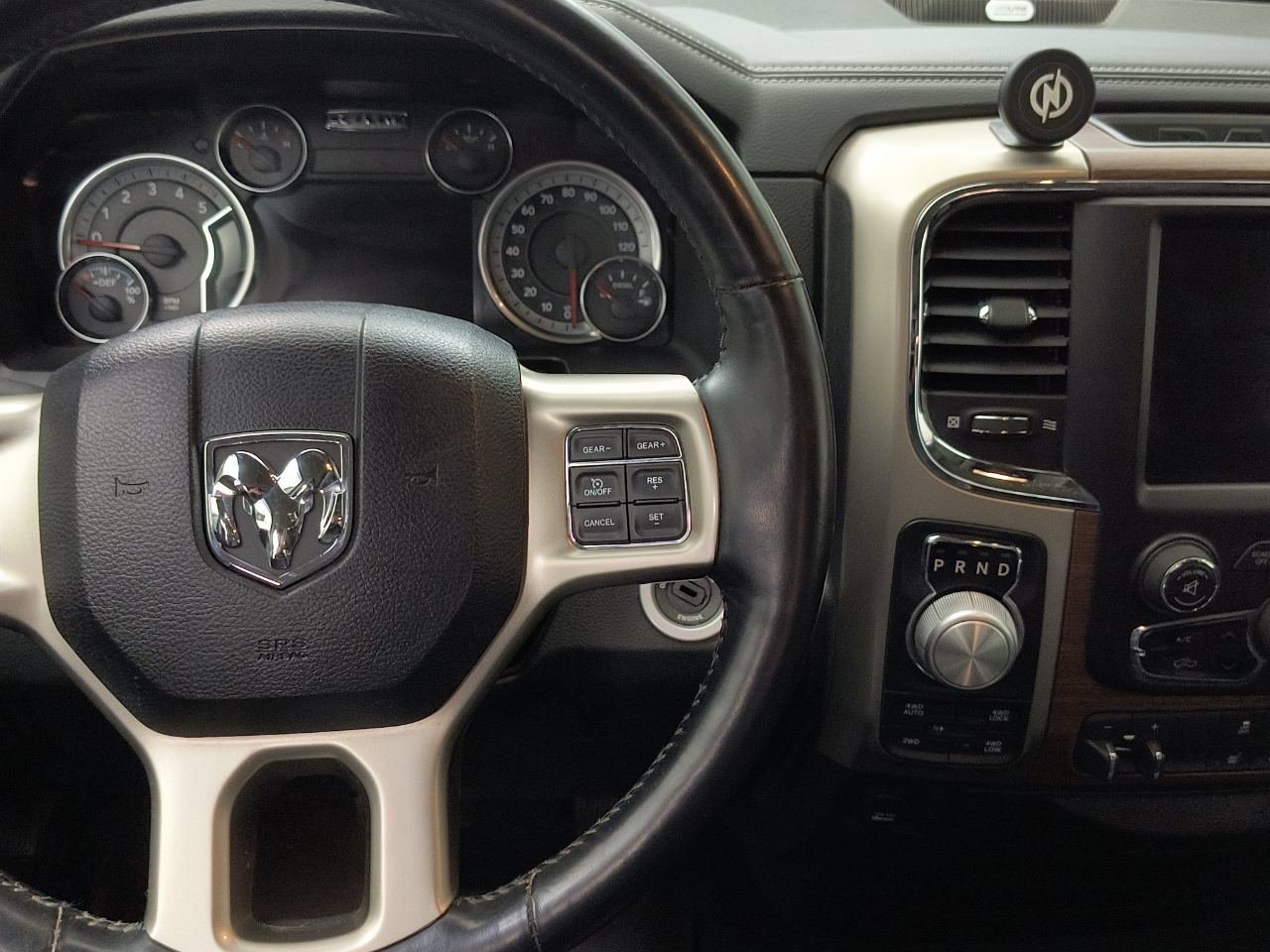 Used 2014 RAM 1500 Laramie AWD/4WD image 19