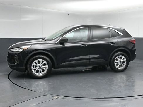Certified 2024 Ford Escape Active AWD/4WD image 4