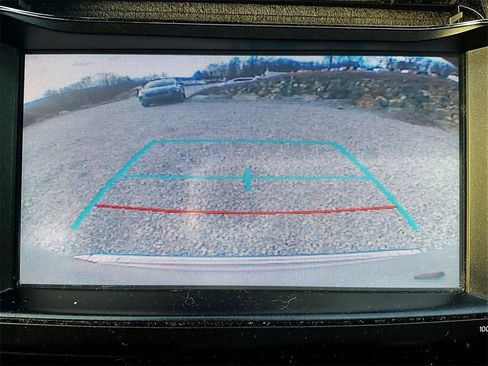 Used 2018 Toyota RAV4 LE w/ Carpet Mat Package image 18