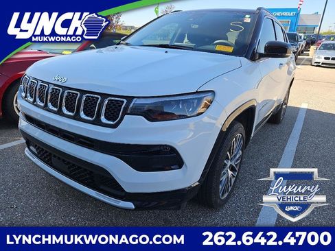 Used 2023 Jeep Compass Limited w/ Elite Group AWD/4WD image 1