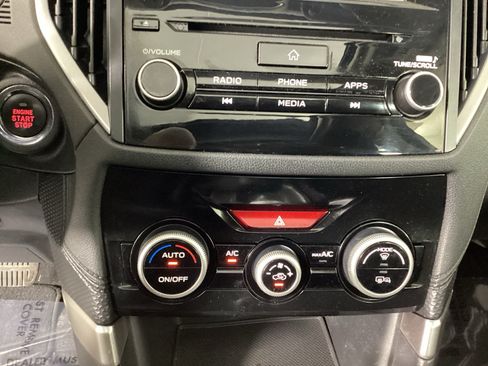 Used 2019 Subaru Forester Premium AWD/4WD image 24