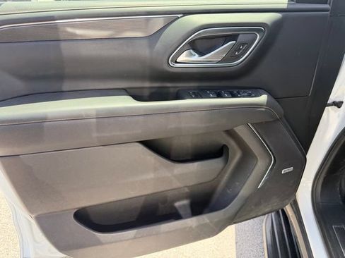Used 2024 GMC Yukon XL AT4 w/ Technology Package AWD/4WD image 15