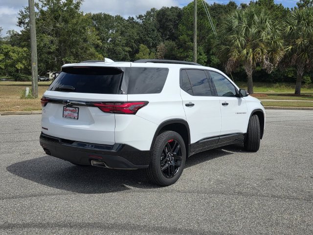 Used 2023 Chevrolet Traverse Premier w/ Redline Edition FWD image 5