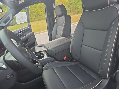 New 2026 Chevrolet Tahoe Premier AWD/4WD image 15