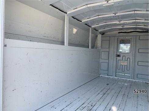 Used 2020 Chevrolet Express 3500 w/ Driver Convenience Package RWD image 10