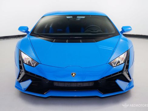 Used 2024 Lamborghini Huracan Tecnica RWD image 3