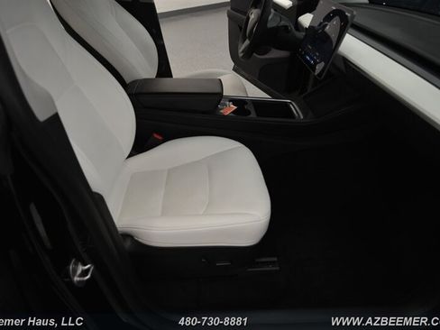 Used 2022 Tesla Model Y Performance AWD/4WD image 22