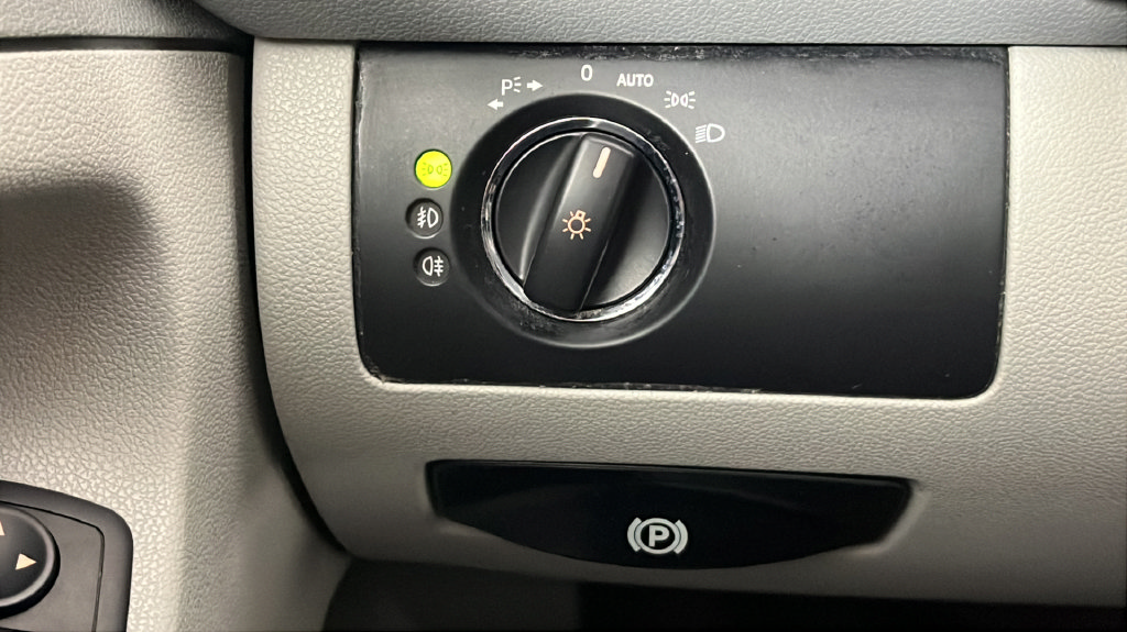 Used 2011 Mercedes-Benz ML 350 2WD image 32