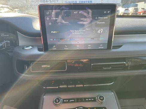 Used 2020 Lincoln Aviator Reserve w/ Equipment Group 202A image 26