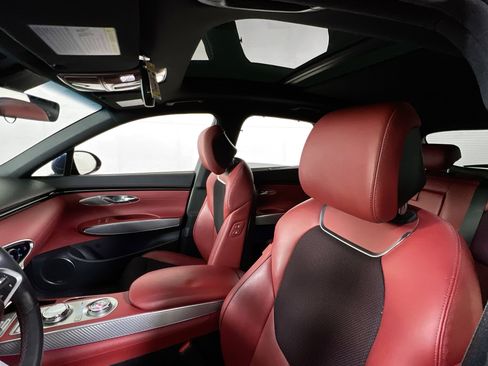 Used 2023 Genesis GV70 2.5T w/ Sport Prestige Package image 22