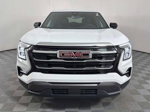 New 2026 GMC Terrain Elevation w/ Technology Package II image 2