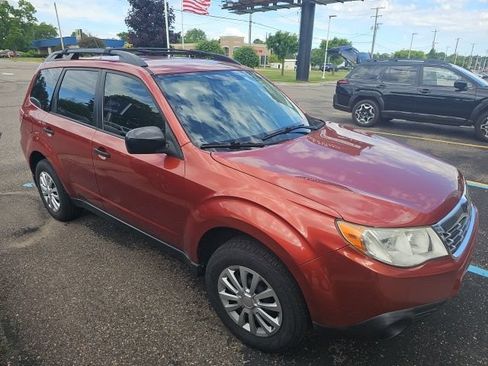 Used 2010 Subaru Forester 2.5X AWD/4WD image 1