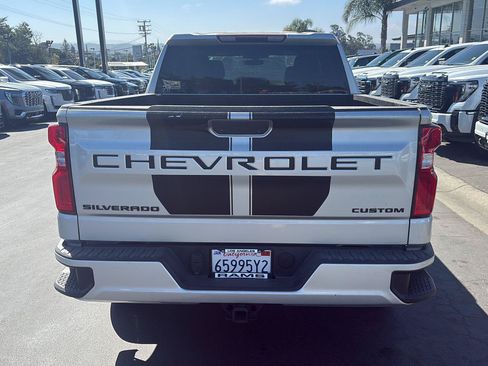 Used 2022 Chevrolet Silverado 1500 Custom w/ Rally Edition RWD image 3