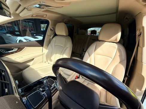 Used 2018 Audi Q7 3.0T Premium Plus image 30