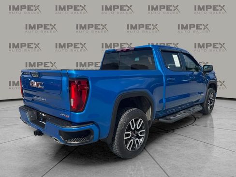 Used 2023 GMC Sierra 1500 AT4 w/ AT4 Premium Package AWD/4WD image 5