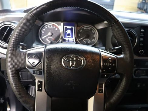 Used 2023 Toyota Tacoma SR5 w/ Technology Package image 40