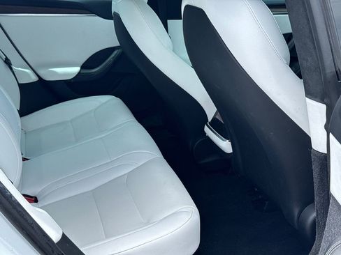 Used 2022 Tesla Model S AWD/4WD image 15