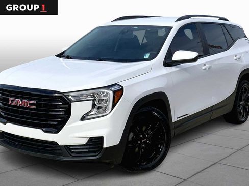 Used 2022 GMC Terrain SLE w/ Elevation Edition image 1