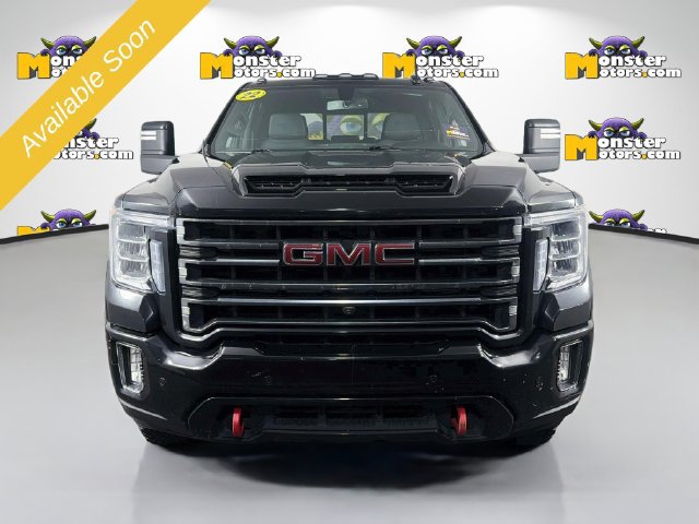 Used 2022 GMC Sierra 2500 AT4 w/ AT4 Preferred Package AWD/4WD image 2