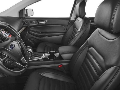 Used 2017 Ford Edge SEL w/ Equipment Group 201A image 9