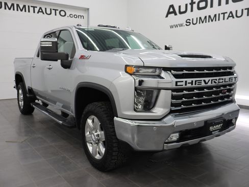 Used 2020 Chevrolet Silverado 3500 LTZ w/ LTZ Plus Package AWD/4WD image 2