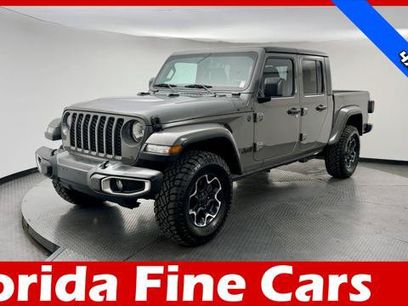 Used 2023 Jeep Gladiator Sport
