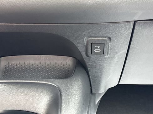 Used 2024 Toyota Corolla LE FWD image 25