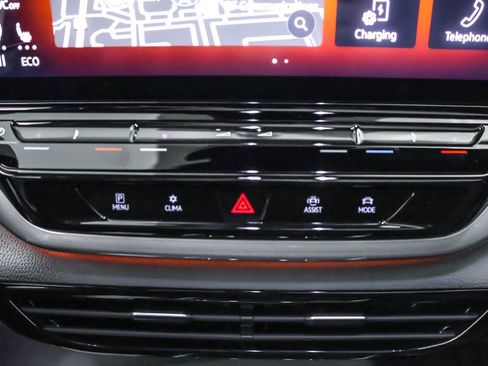 Used 2024 Volkswagen ID.4 S image 8