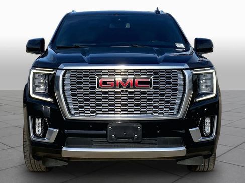 Used 2023 GMC Yukon Denali AWD/4WD image 4