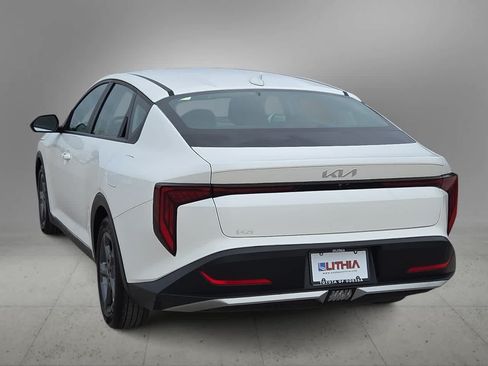 Used 2025 Kia K4 FWD image 7