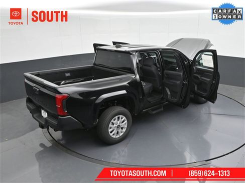Used 2025 Toyota Tacoma SR w/ SR Upgrade Package image 53