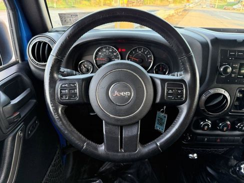 Used 2016 Jeep Wrangler Unlimited Sport w/ Quick Order Package 23S AWD/4WD image 25