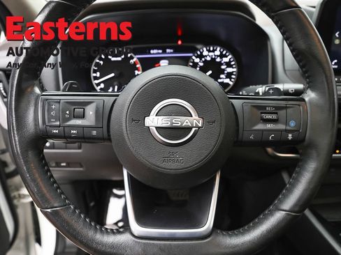 Used 2023 Nissan Rogue SV w/ SV Premium B Package AWD/4WD image 10