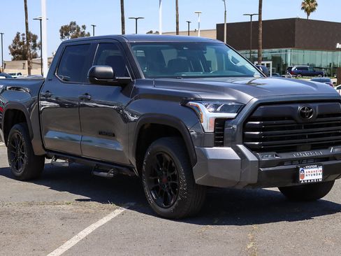 Used 2024 Toyota Tundra SR5 w/ SR5 Premium Package AWD/4WD image 3