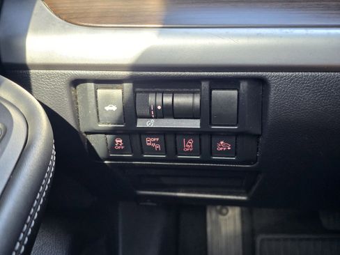 Used 2019 Subaru Legacy 2.5i Limited image 24