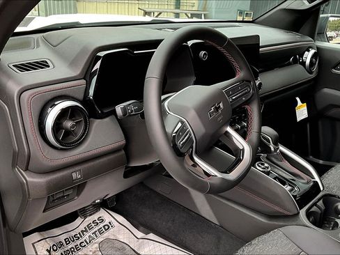 New 2025 Chevrolet Colorado Z71 image 7