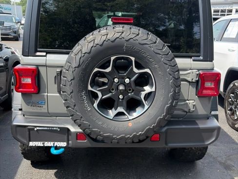 Used 2023 Jeep Wrangler Unlimited Rubicon 4xe w/ Cold Weather Group AWD/4WD image 3