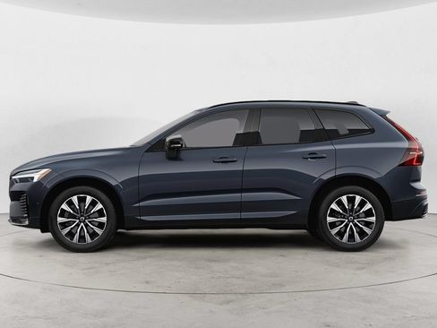 Used 2023 Volvo XC60 B5 Plus w/ Protection Package Premier AWD/4WD image 4