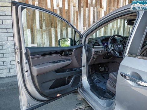 Used 2024 Honda Odyssey Touring image 10