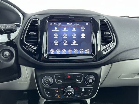 Used 2021 Jeep Compass Limited image 13